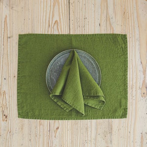 Servilletas de lino natural en color verde musgo, Servilletas de lino suave lavado, Juego de servilletas de lino hechas a mano, Servilletas de mesa de lino ligero, Mantelería.