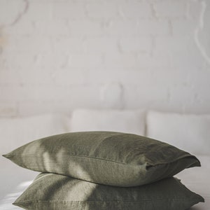 Softened linen pillowcase available in various colors, Handmade natural linen cushion cover, Custom size pillow cover with envelope closure. 画像 6