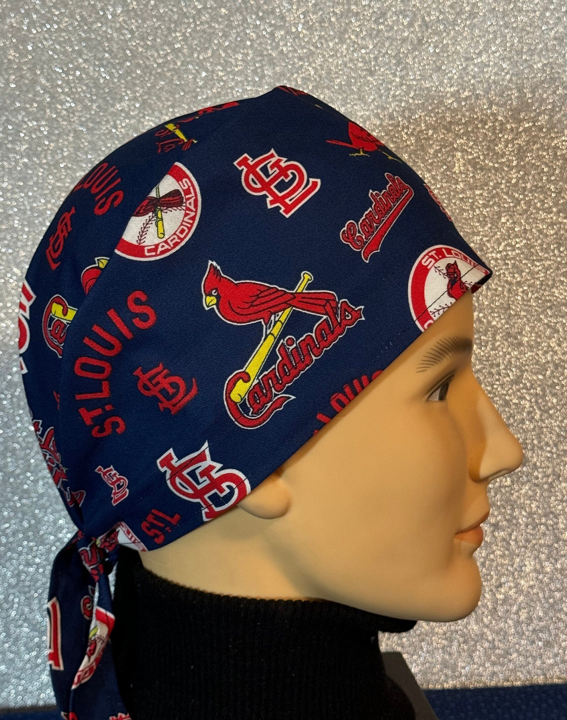 Gorro quirúrgico unisex STL Cardinals – 100 % algodón para enfermería, quimioterapia, foodservice y salud