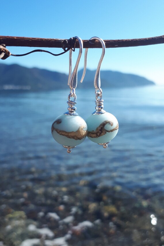Beach glass beads deals