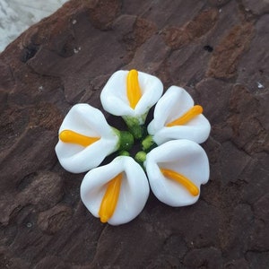Lampwork Flower Beads, Lily of the Valley Beads, Handmade Calla Lily Beads, White Lily Glass Beads, 1 pc, MTO