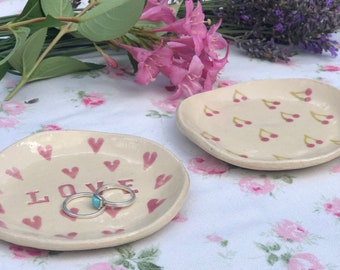 Handmade Ceramic Dish / Ring Holder / Jewellery Holder / Gift