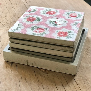 Handmade Concrete Coasters Set / Shabby Chic / Floral Style / Gift