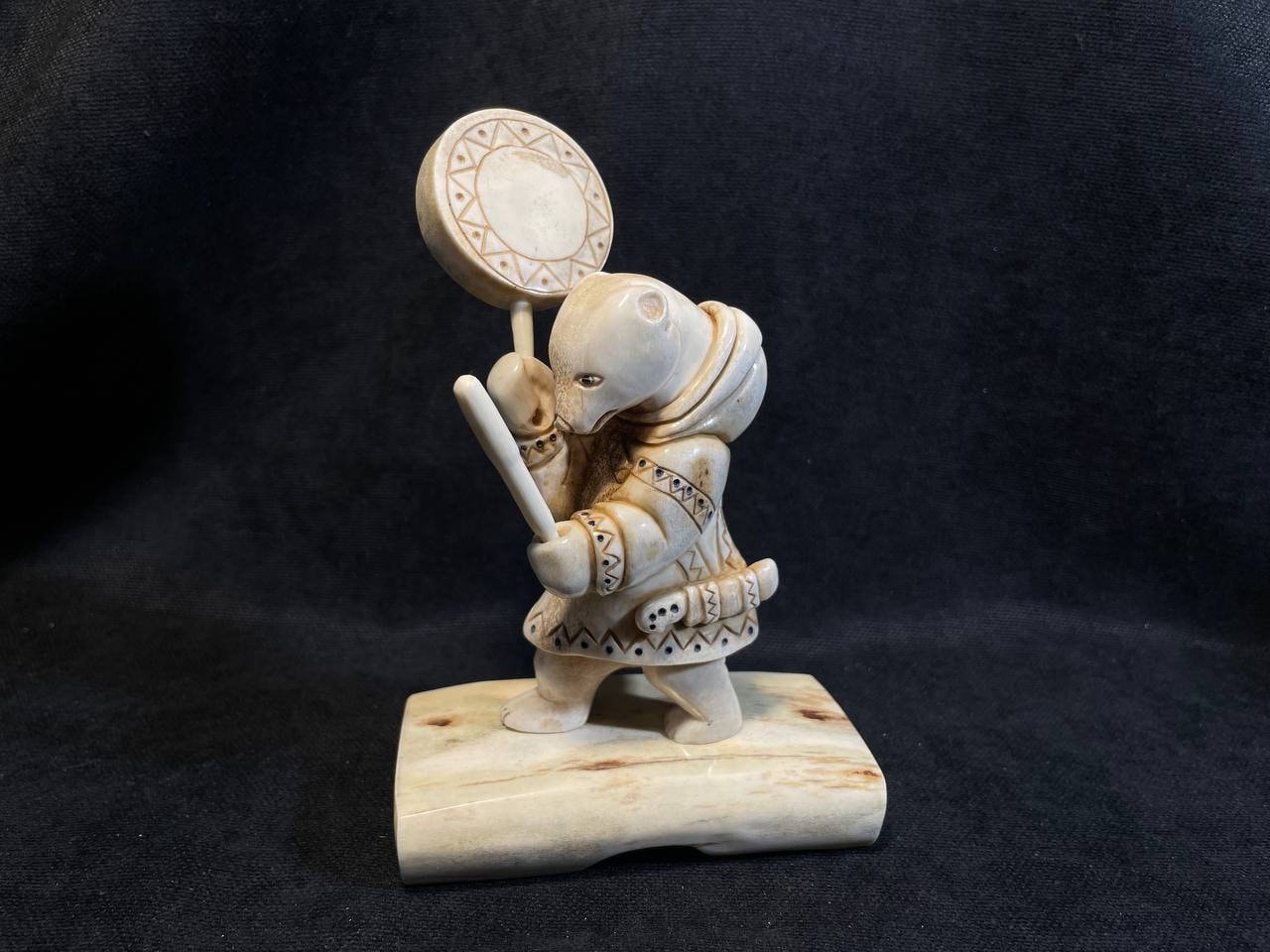 Eskimo figurine - Etsy 日本