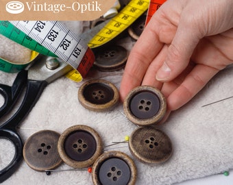 Large wooden buttons in brown in used look, vintage look, round, 3 cm, 4 hole, natural wood buttons, brown buttons, cushion buttons