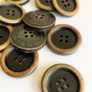 Button Set | Black wooden buttons - Vintage natural wood buttons, used look, 4 hole buttons in black, 3 cm diameter (30 mm)
