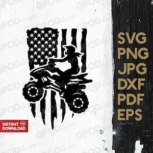Puede incluir: Silueta en blanco y negro de una persona conduciendo un ATV frente a una bandera estadounidense desgastada.