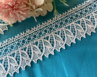 Venise Lace, 2+3/4 inch witte kleur prijs op maat gesneden