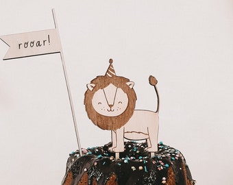 Caketopper - Lion with or without pennant "rooar!"