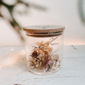 Glass box sister heart with wooden lid image 3