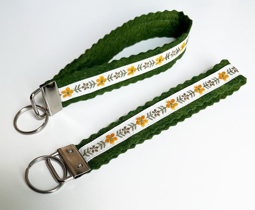Yellow Flower Wristlet,  embroidered jacquard ribbon, wool felt blend, green, accessory, spring, summer