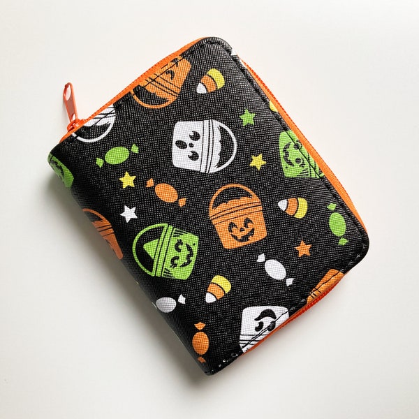Boo Bucket Short Wallet, fauxleather