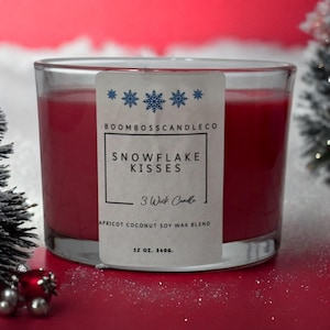 Snowflake Kisses  3 Wick Candle