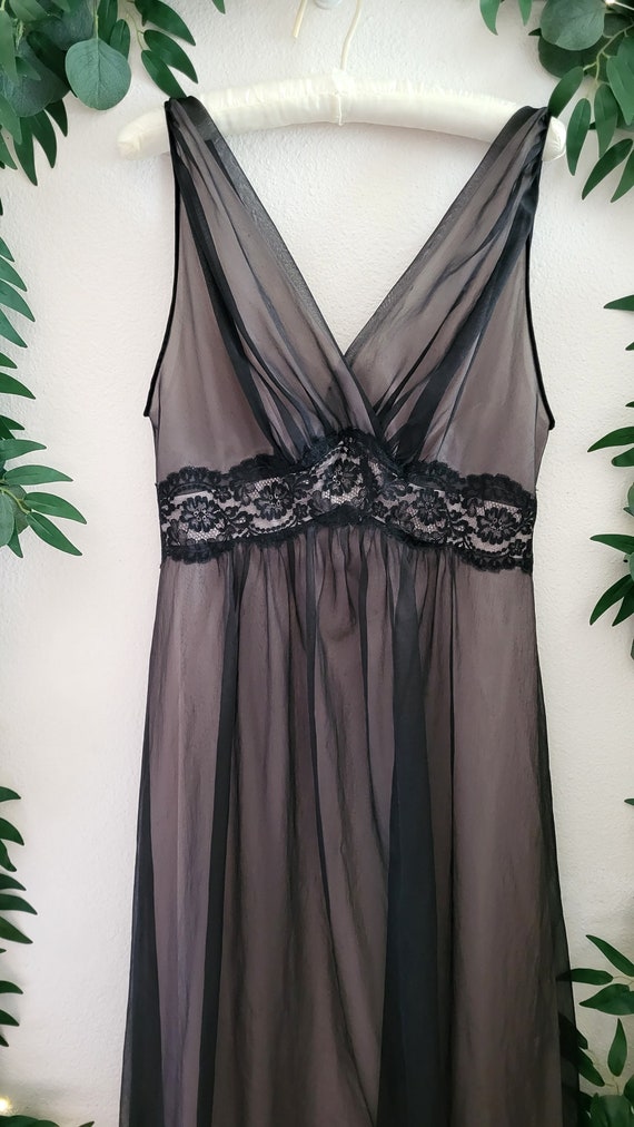 Vintage black nightgown with Gem