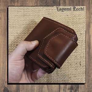 Leather wallet with an inner pocket for coins. Bifold. Only handemade. Custom. Original items.