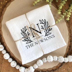 Handmade Personalized Tea Towel / Monogram Initial Towel / Custom Dish Towel / Housewarming Gift / Wedding Gift / Kitchen Towel Set