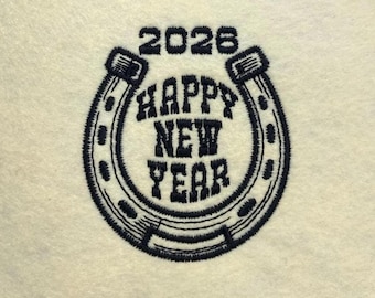 Archivo de bordado del Año del Caballo 2026: Tatuaje de herradura para Feliz Año Nuevo (descarga digital)