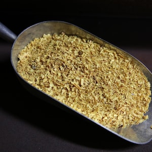 1 lb. Osage Orange Wood Saw Dust, Fine Wood Shavings and Bark. Raw Material for natural dye and crafts.
