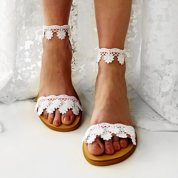 Maia / Flower lace wedding sandals for bride / Bridal leather sandals