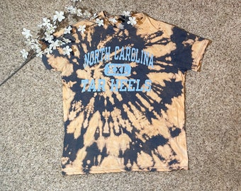 UNC Tarheels Tie Dye T-shirt / Bleach Dyed TShirt / College Tie Dye / Crop Top / Size Men's S/M