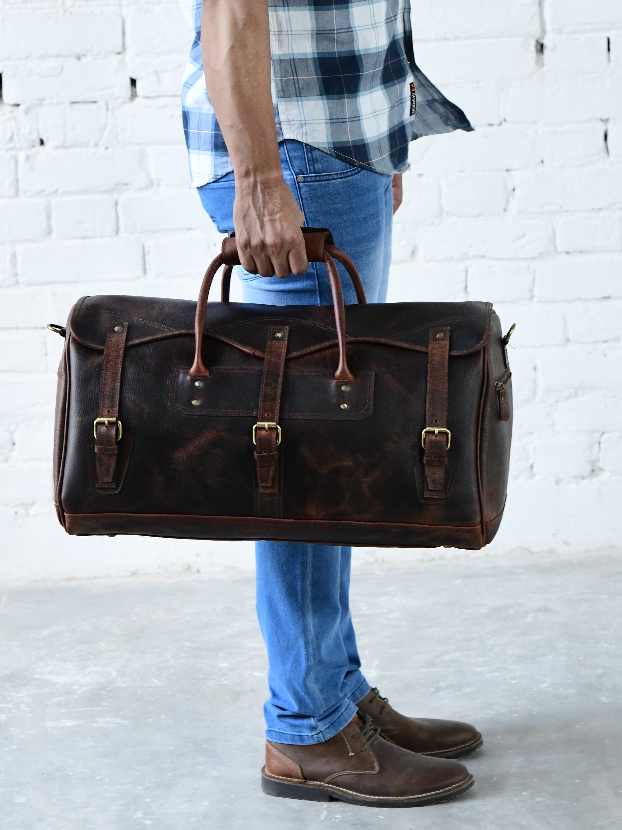 Personalized Leather Duffle Bag – Custom Monogram Men’s Weekender | Handmade Full-Grain Leather Travel Bag | Gift for Him