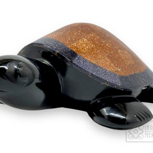 Tortuga, tallada en obsidiana dorada, 8", con incrustaciones de venturina café y azul