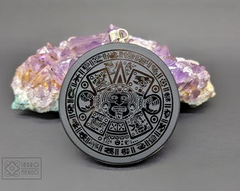 Solar Disk, Aztec Calendar, (the 5 suns of the sun stone), obsidian mirror, natural black Obsidian viewer, 2 &quot;diameter, amulet, customizable