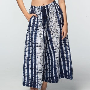 Pantalon large évasé avec cordon de serrage Shibori tie-dye