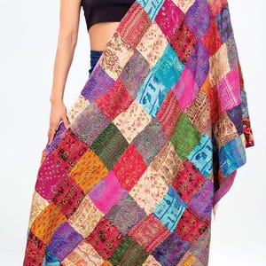 Manta de patchwork kantha de seda sari: colores surtidos