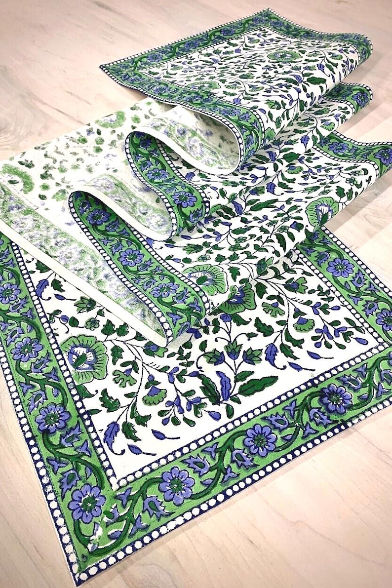 Jaipur Floral Table Runner - Thumbnail 2