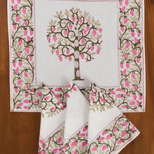 Blooming Tree Napkin Set