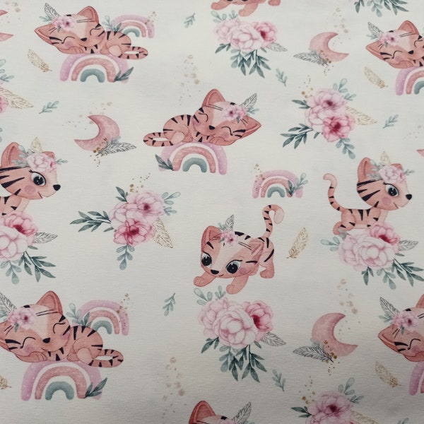 Jersey bébé tigre boho et arc en ciel sur fond blanc. Tissu coton enfant au mètre.