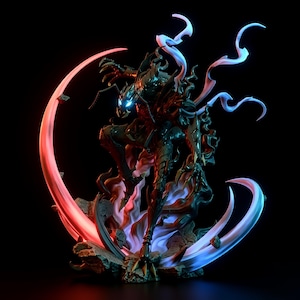 Op de afbeelding: Gedetailleerd beeldje van een donker, gepantserd personage met gloeiende blauwe ogen en klauwachtige handen. Het figuur is dynamisch geposeerd op een rotsachtige basis, met een rood en blauw maanvormig licht erachter. De algehele esthetiek is fantasy of sci-fi.