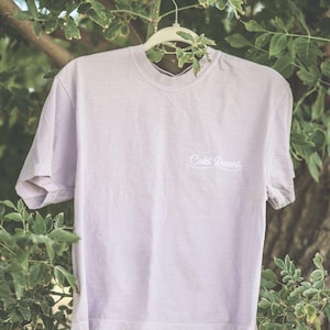 Cold Desert Signature Women’s heavyweight boxy tee // summer tee // crop tshirt // western tee