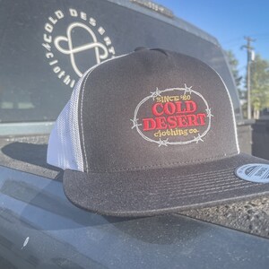 Cold Desert Country Store Trucker Cap // Western Trucker Hat // Country Apparel // Vintage Trucker hat