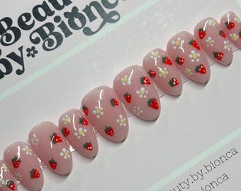 Strawberry Press On Nails: Luxury Gel Nail Tips