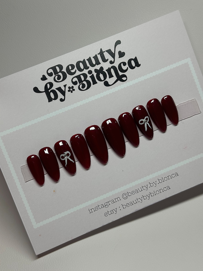 Burgundy Coquette Bow Press Ons | Valentines Day Nails 2024 | Handmade Fake Nails bild 2