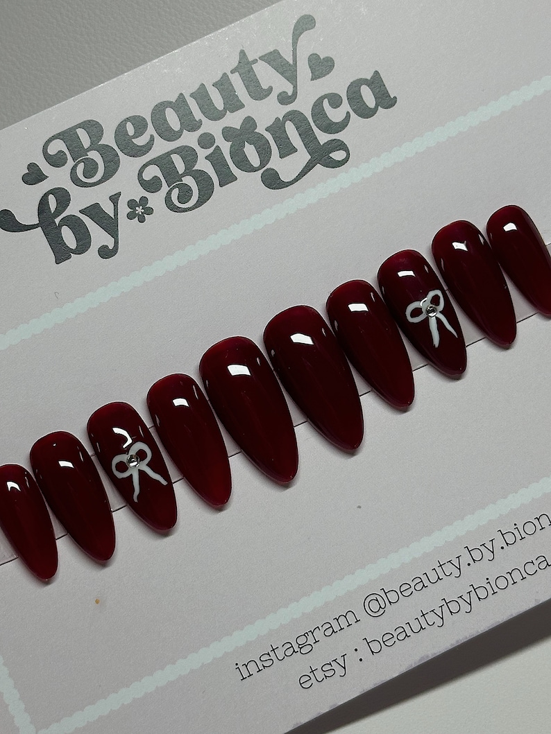 Burgundy Coquette Bow Press Ons | Valentines Day Nails 2024 | Handmade Fake Nails bild 1
