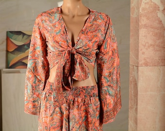 Conjunto bohemio de dos piezas para mujer, conjunto bohemio floral, top corto con pantalones anchos, atuendo para festivales, ropa de vacaciones, conjunto bohemio de verano.