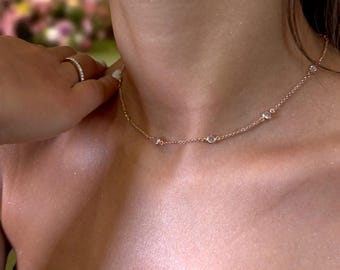 Collar de cristal de Swarovski: acero inoxidable dorado, un regalo de joyería delicado