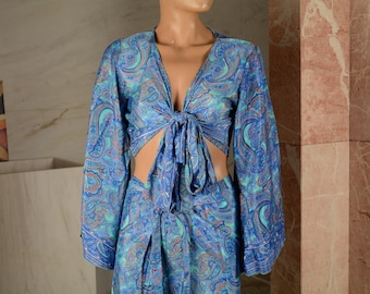 Boho tvådelat set för kvinnor, blommig boho-outfit, kort topp med vida ben, festivaloutfit, semesterkläder, boho sommarset