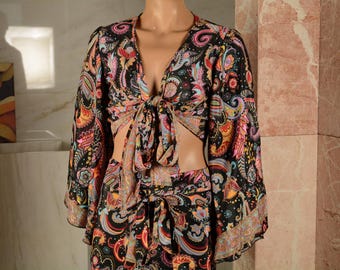 Boho tvådelat set för kvinnor, blommig boho-outfit, kort topp med vida ben, festivaloutfit, semesterkläder, boho sommarset