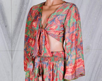 Conjunto bohemio de dos piezas para mujer, conjunto bohemio floral, top corto con pantalones anchos, atuendo para festivales, ropa de vacaciones, conjunto bohemio de verano.