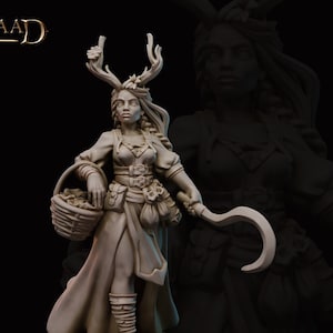 Female Sexy Druid w/ Antlers 28mm 32mm 54mm Resin Miniature Dungeons and Dragons Pathfinder Tabletop Galaad Minis D&D Pathfinder