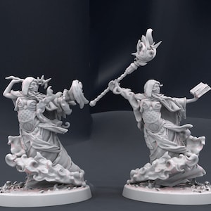 Fire Warlock Female 28mm 3D Resin Printed Miniature Dungeons and Dragons Pathfinder Tabletop Mini Monster Mayhem Sorcerer for Display or RPG