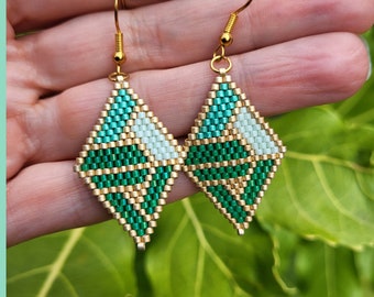 Art deco beaded earrings pattern using Brick stitch beading technique, instant PDF download ideal for handmade jewelry made with seed beads