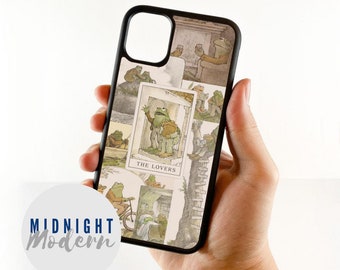 Telefoonhoesje met collage van kikkers en padden, tarotkaartontwerp