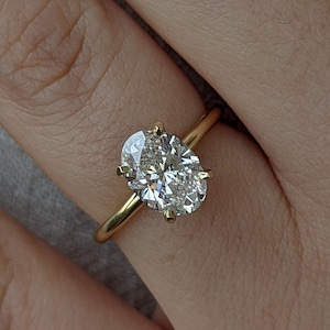 1.50 Carat Oval Diamond Engagement Ring, 14K Yellow Gold Solitaire Ring