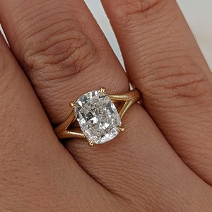 2.5 Carat Elongated Cushion Diamond Engagement Ring, 14K Yellow Gold Solitaire Ring