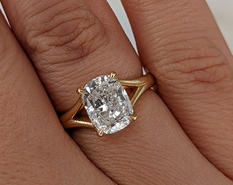 2.68 Carat Elongated Cushion Diamond Engagement Ring, 14K Yellow Gold Solitaire Ring